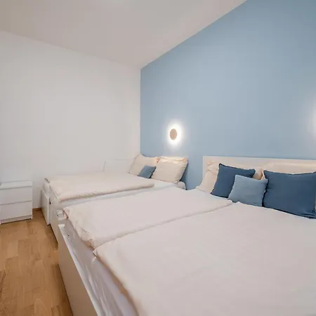 Seifertova By Willstay Apartman *