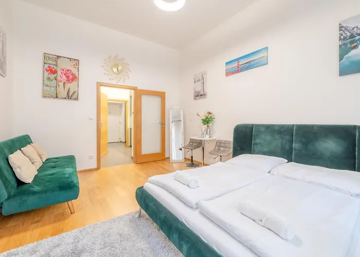 Seifertova By Willstay Prague